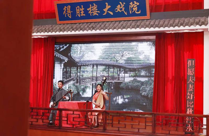 啤酒城、北茶商街“雙節(jié)”活動(dòng)活躍節(jié)日經(jīng)濟(jì)(圖5)