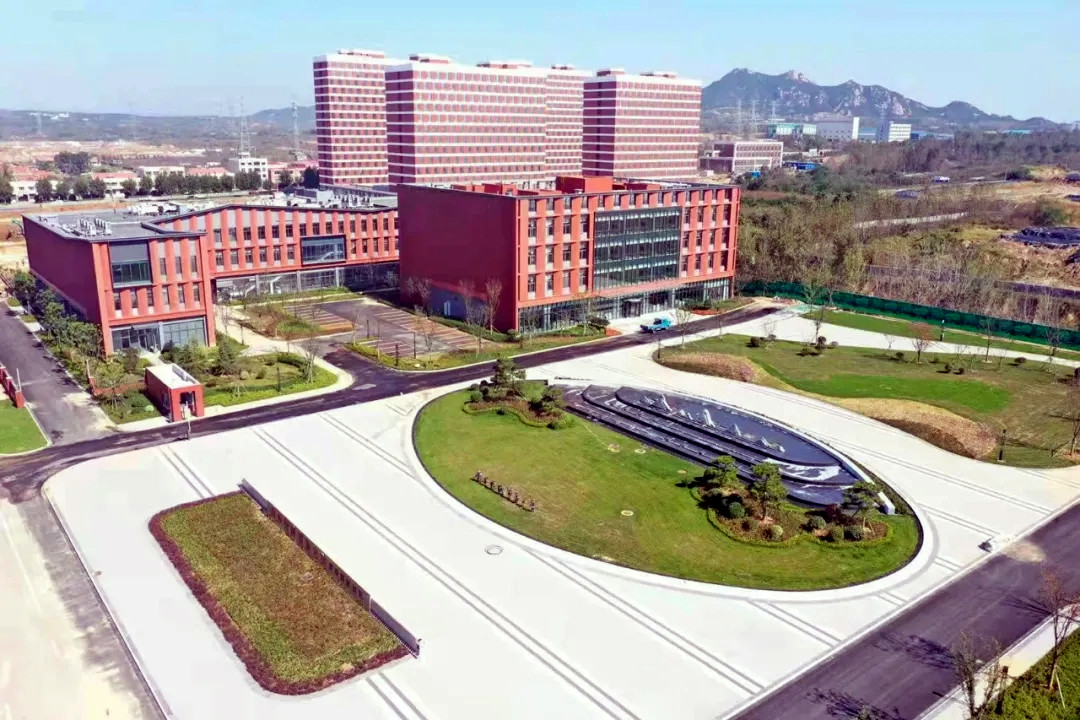 對外經貿大學青島國際校區一期項目.webp_副本.jpg